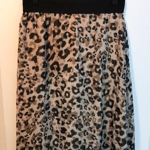 LuLaRoe Medium Lola Gently Used cheetah